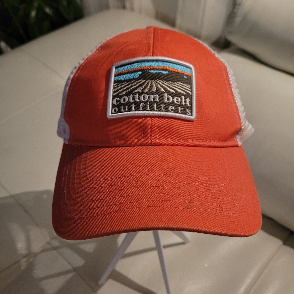 Ladies trucker cap